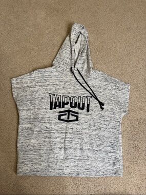 Tapout Light Gray Marled Hooded Short-Sleeve Top with Black Logo
